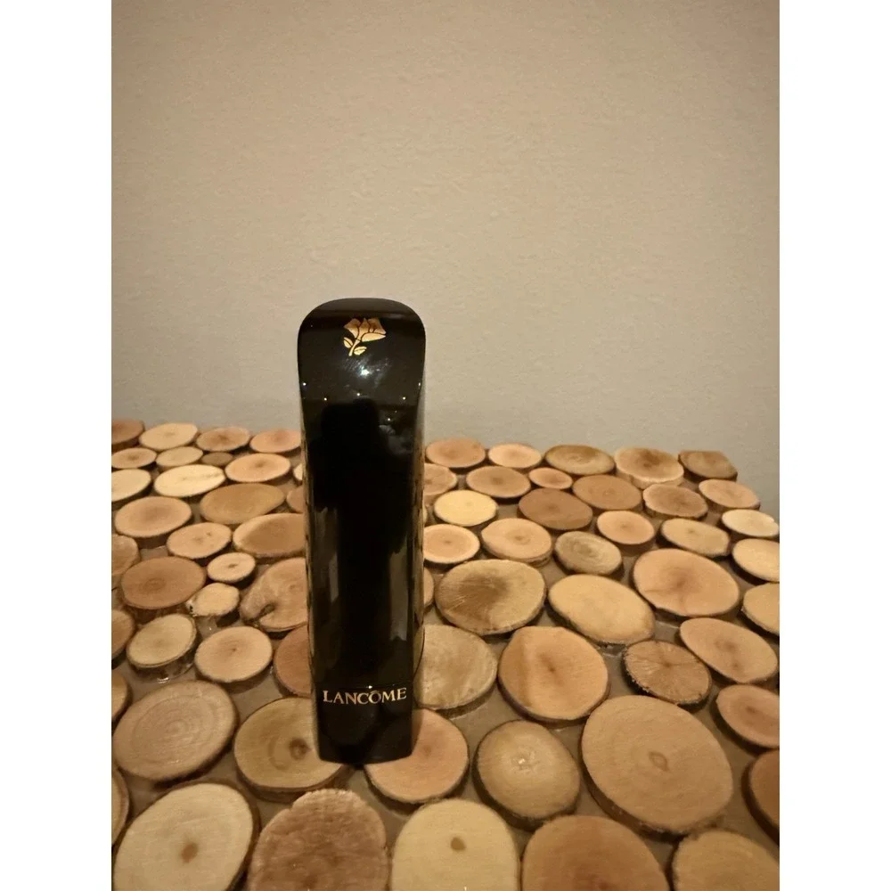 Lancome Rouge Radiance Lipstick W SPF‎ HTF Full Size, Damage On Back